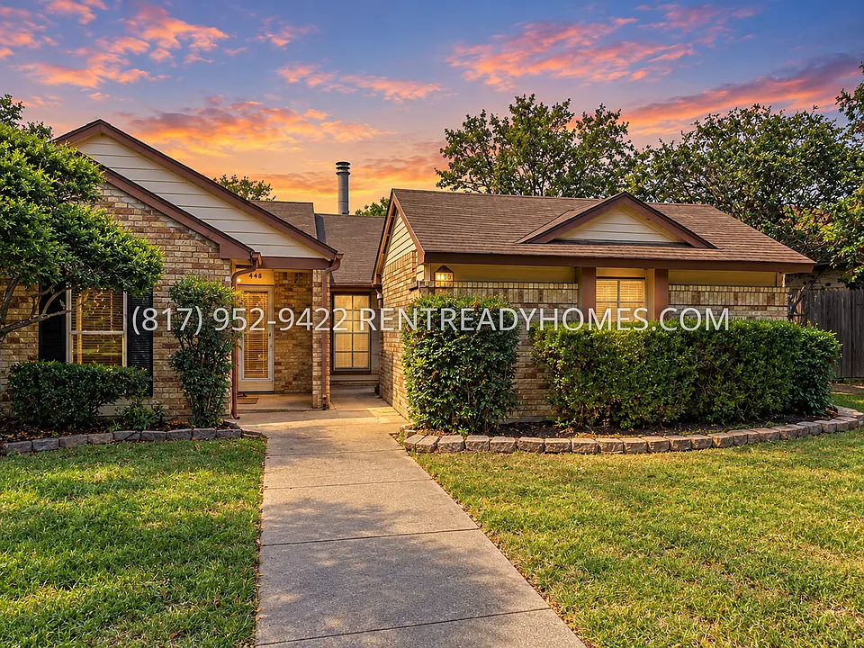 450 Dollins St