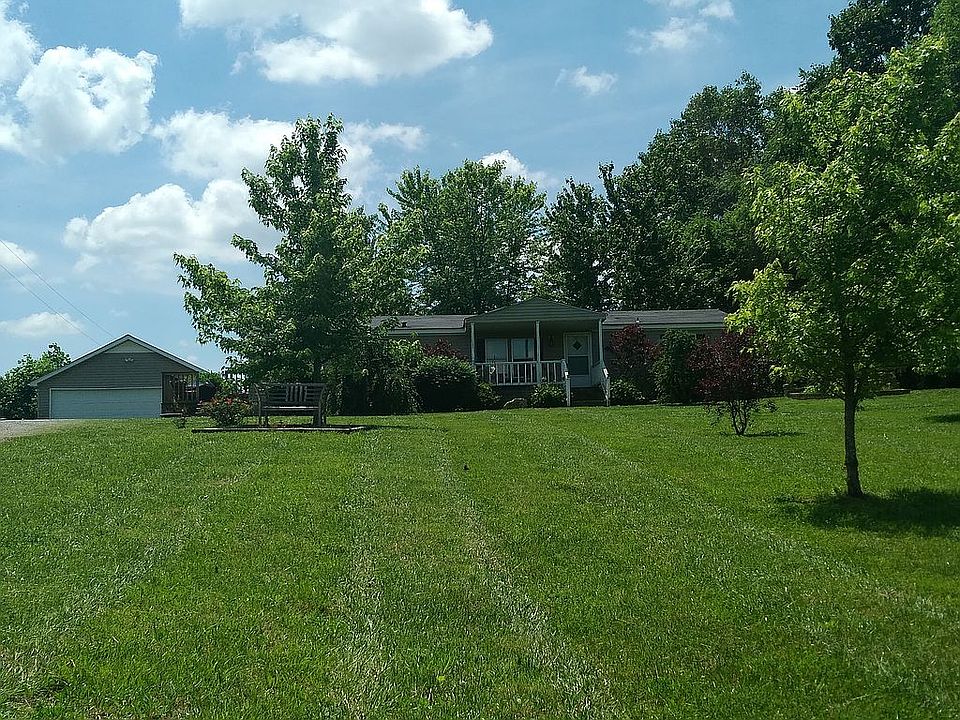 Nice big yard.