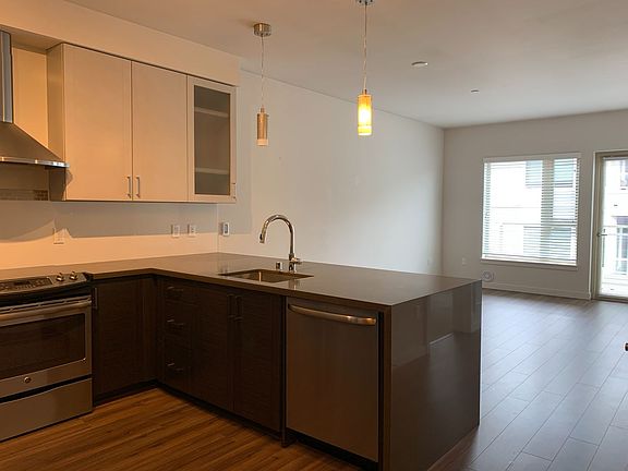 3rd image of 1760 NW 56th St #605
