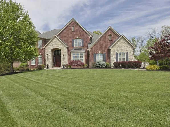 9233 Shallow Creek Dr, Loveland, OH 45140