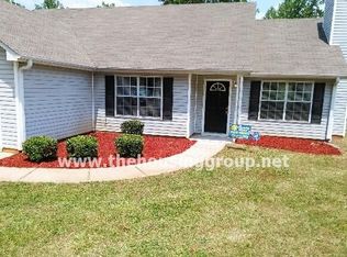 902 Hunt Rd, Jonesboro, GA 30236