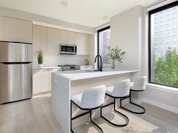 153-10 88th Avenue image 1 of 24