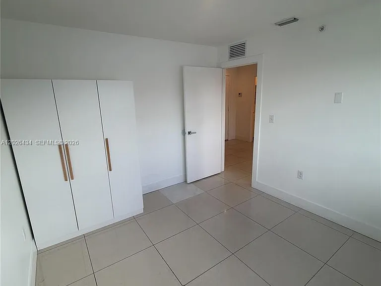 821 SW 18th Ave #304 — Photo 8