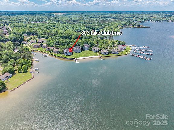 2nd image of 803 Lake Club Dr