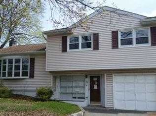 769 Ringwood Ave, Pompton Lakes, NJ 07442