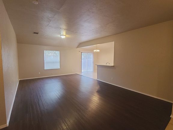 2nd image of 3140 Ronay Dr