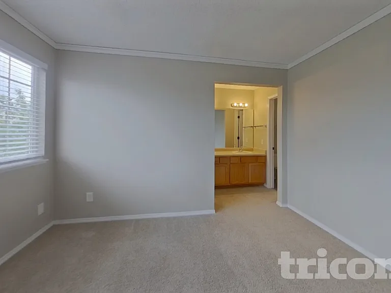 5119 Chaise Dr — Photo 7