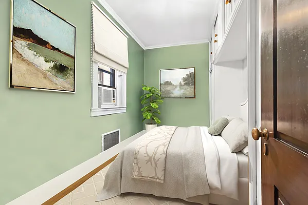 Sold by The Bamberger Group | media 8