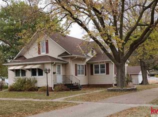 408 N Alexander Ave, Clay Center, NE 68933