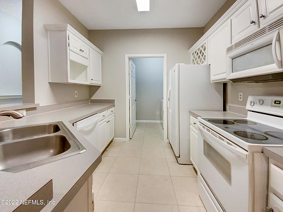 2nd image of 10000 GATE Parkway N #1814