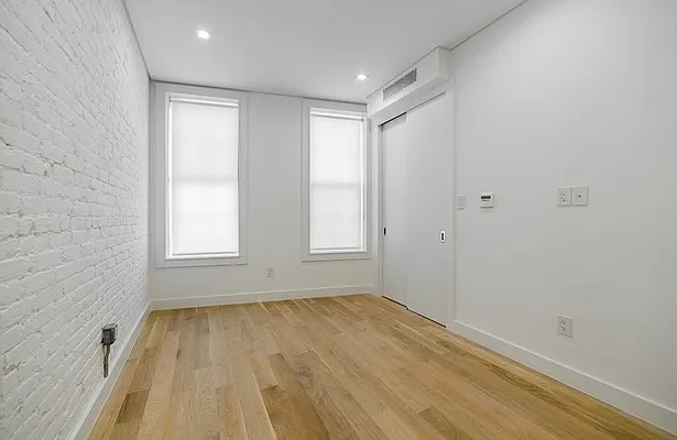 Rented by REAL New York | media 20