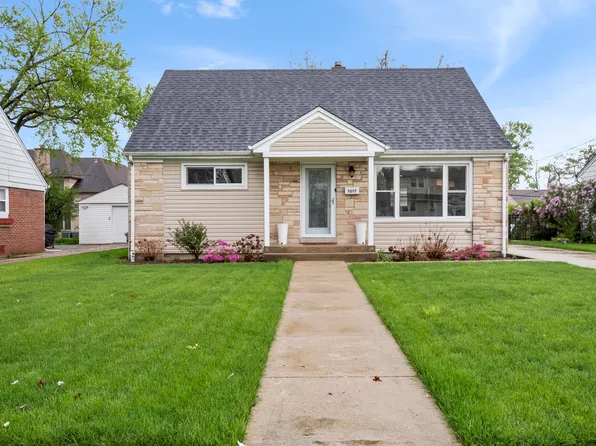 7027 Foster St, Morton Grove, IL 60053