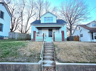 305 Williams St, Washington, MO 63090