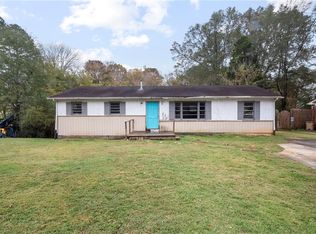 18 Shadow Ln, Cartersville, GA 30120