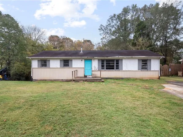 18 Shadow Ln, Cartersville, GA 30120