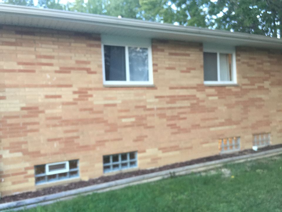 2nd image of 5691 Meadow Ln