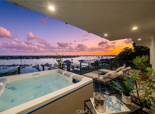 2301 Pacific Dr, Corona Del Mar, CA 92625