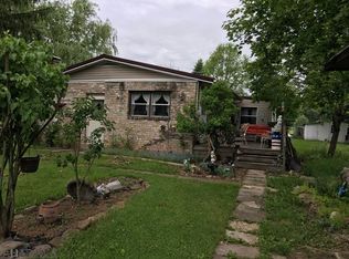 283 Wayne Blvd, Alum Bank, PA 15521