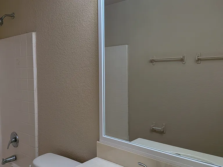 6205 S Lakeside Hills Ct — Photo 10