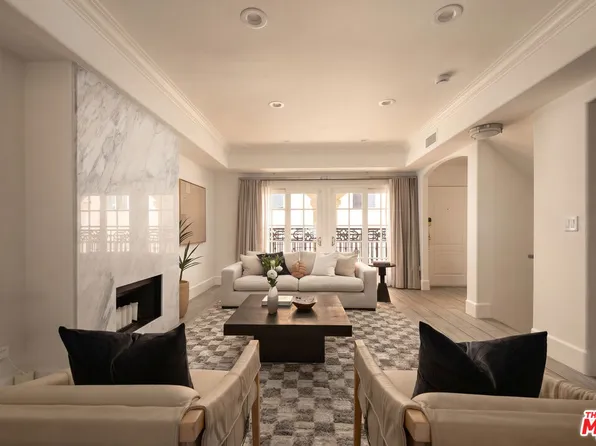 11723 Mayfield Ave Unit 3, Los Angeles, CA 90049