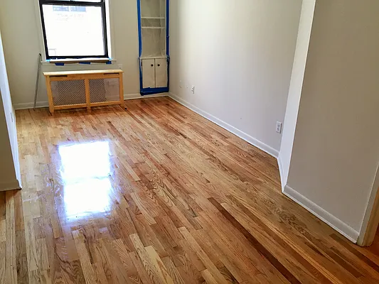 Rented by Joe Gotham LTD | media 19