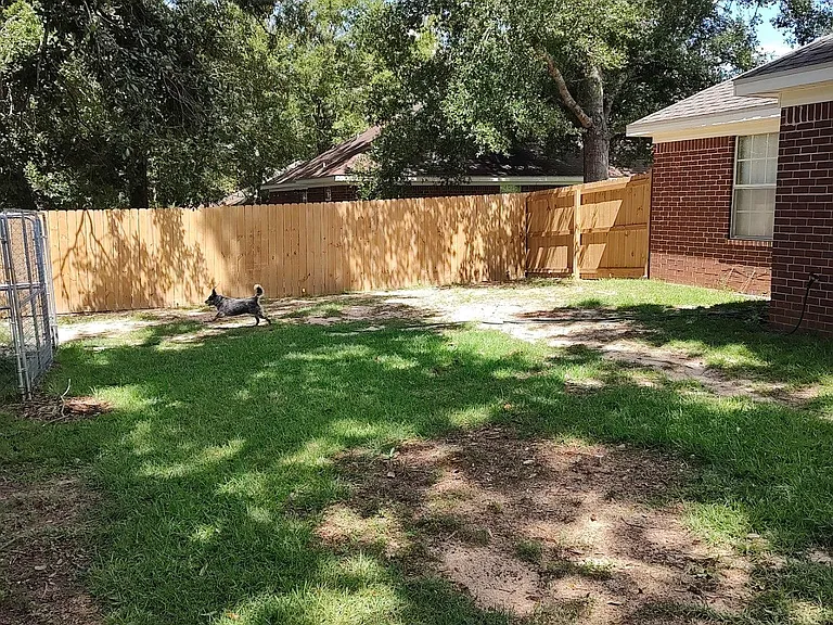 7558 Elizabeth Dr — Photo 3