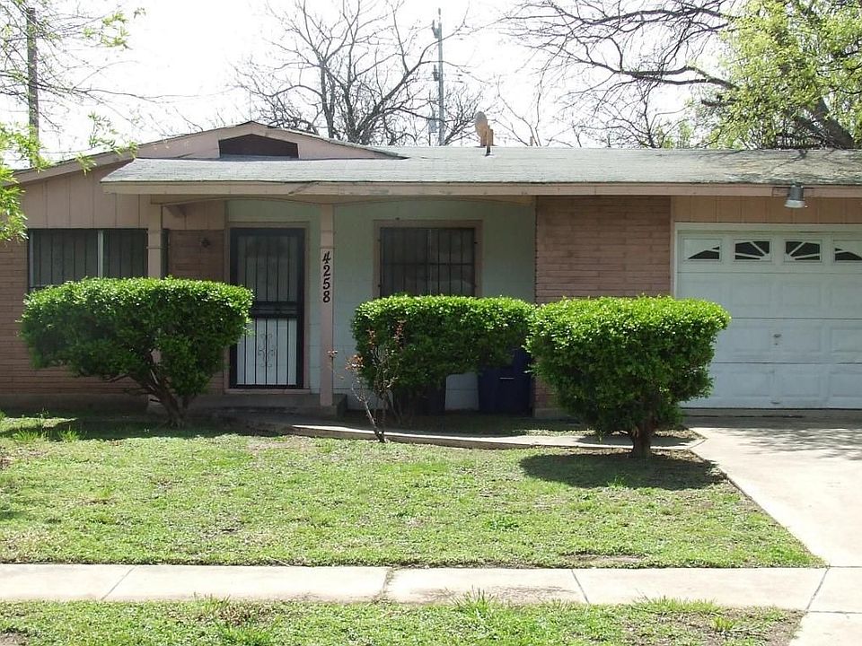 1st image of 4258 Roark Dr