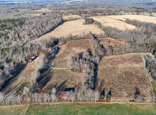 40 Diamond Padgett Ln, Monterey, TN 38574