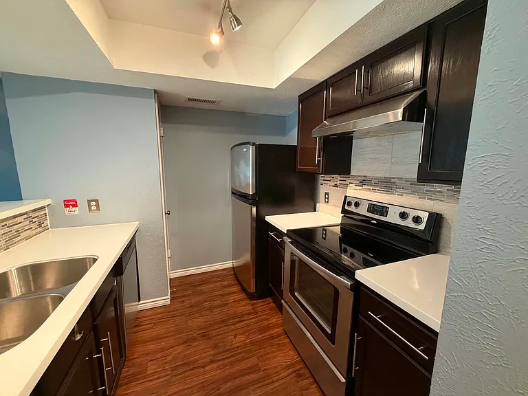 4501 N Oconnor Rd #2111 — Photo 5
