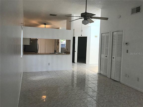3rd image of 700 Golden Sunshine Cir