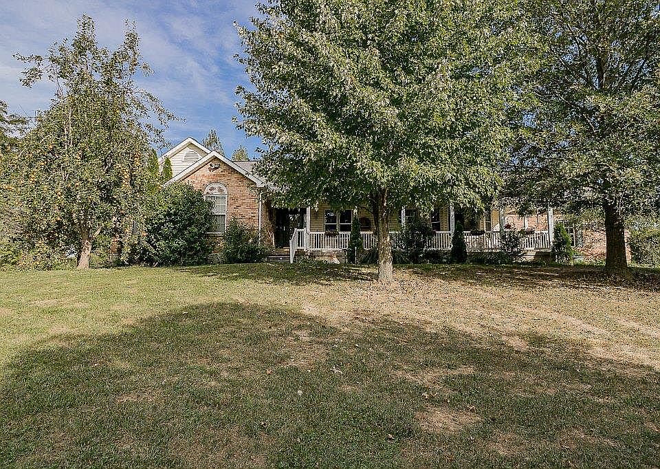 1st image of 9236 Sandy Farm Dr