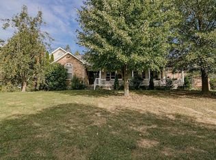 9236 Sandy Farm Dr, Hillsboro, MO 63050