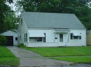 2009 E Bailey Rd, Cuyahoga Falls, OH 44221