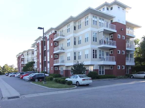 2211 Pretty Lake Ave, Norfolk, VA 23518