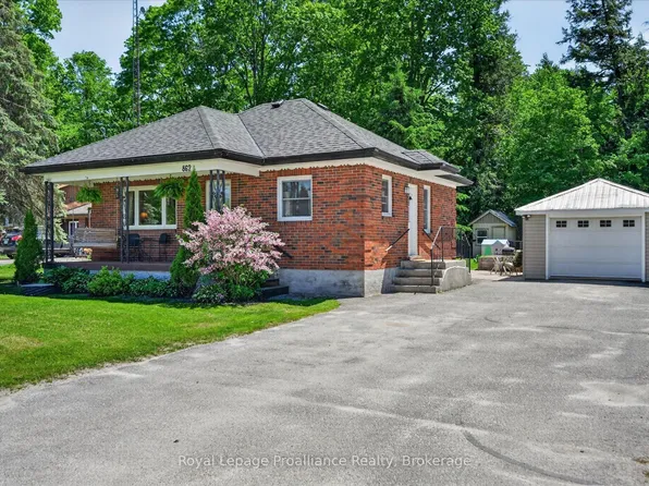 862 South St, Douro Dummer, ON K0L 3A0