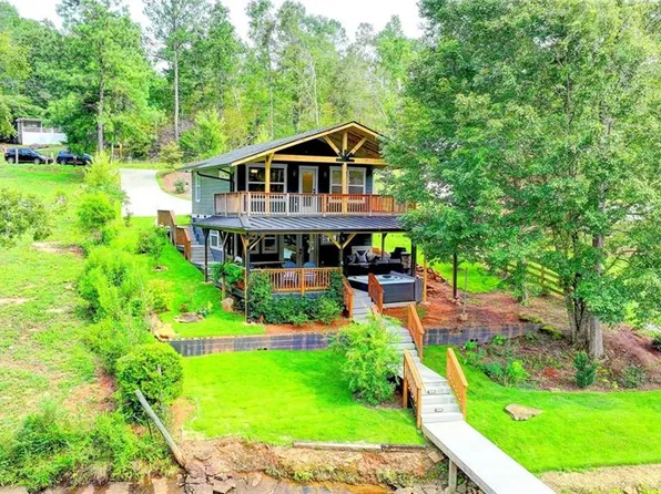 310 Friar Tuck Cir, Covington, GA 30014