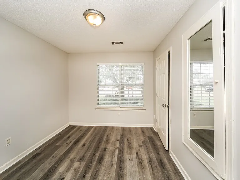7714 Spring Morning Ct — Photo 12