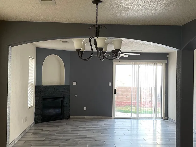 8204 Wolverine Dr NW — Photo 5