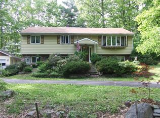 48 Roxanne Blvd, Lloyd, NY 12528