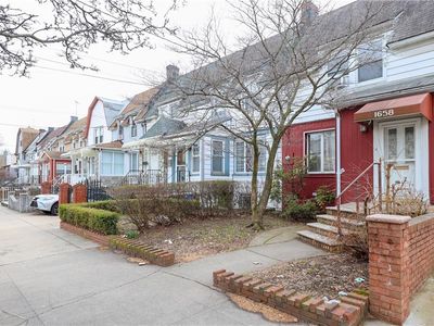 1658 71st St, Brooklyn, NY, 11204