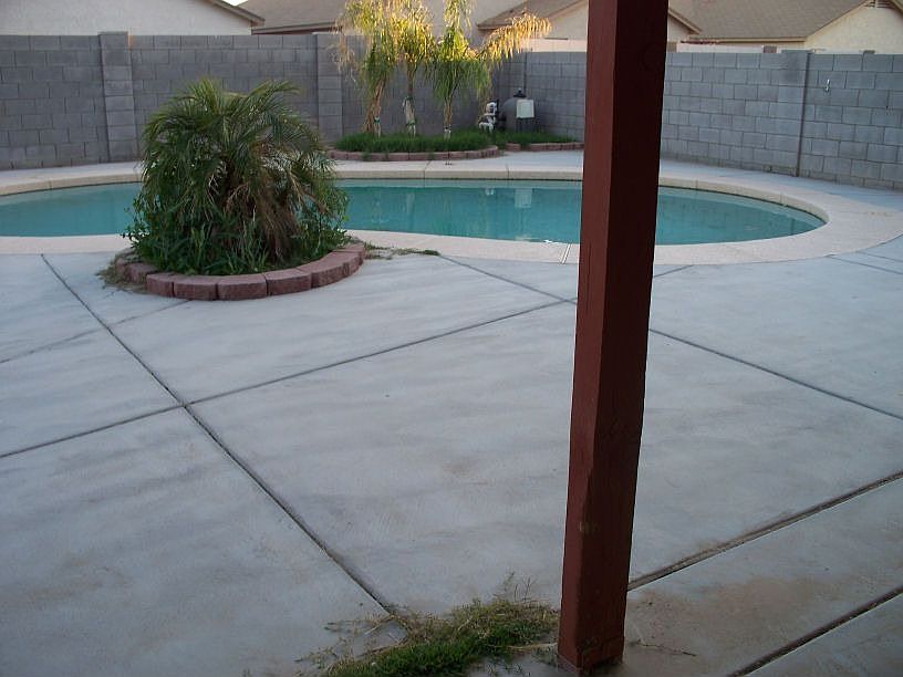 2nd image of 11537 W Bloomfield Rd
