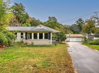 50 Neck Hill Rd, Hopedale, MA 01747