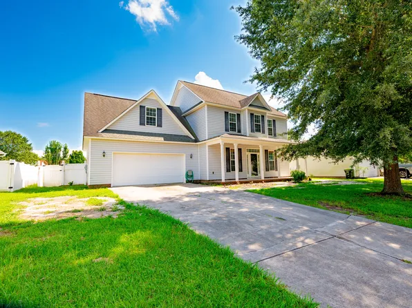 2807 Walter Dr, New Bern, NC 28562