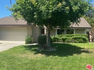 1089 Eucalyptus Ln, Pasadena, CA 91103
