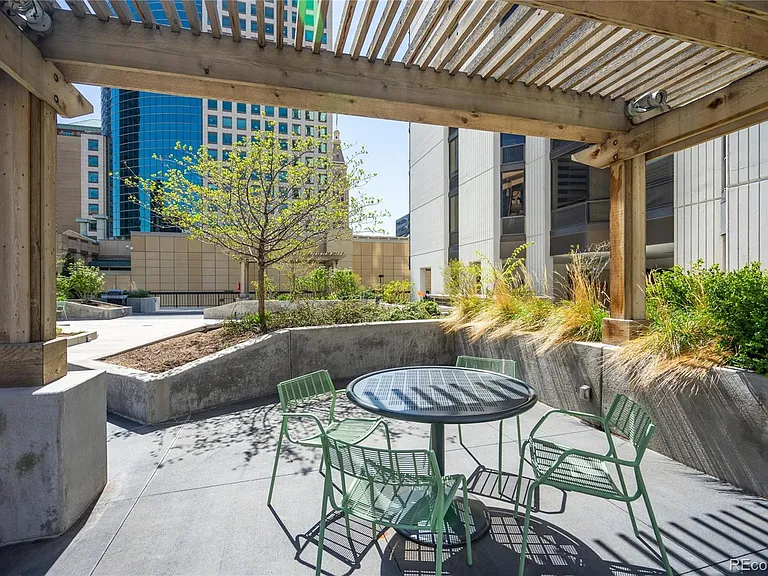 1625 Larimer St #1607 — Photo 15