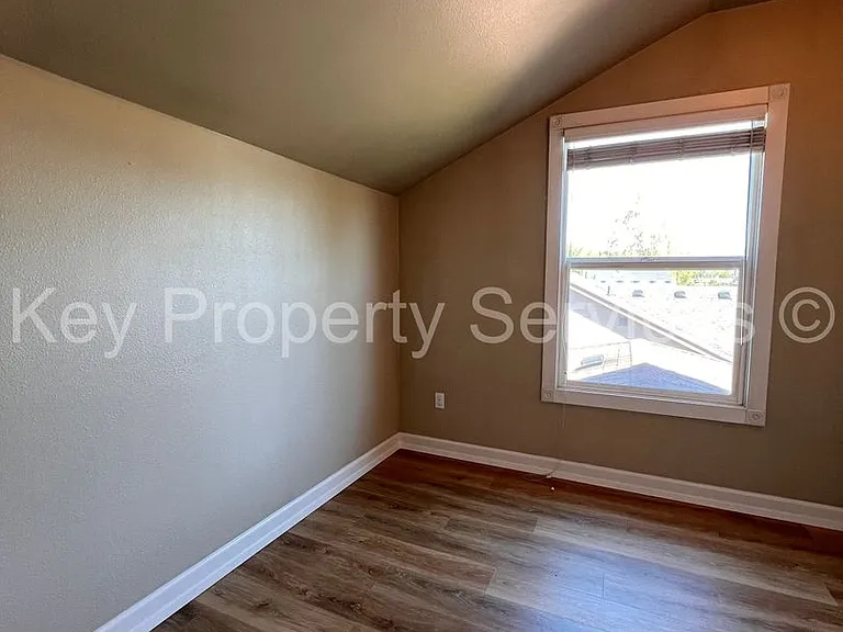 208 Buckeye St #B — Photo 7