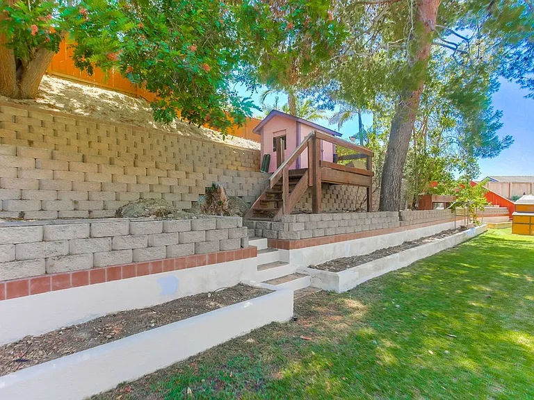 10730 Carillon Ct — Photo 70