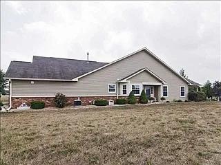 1222 Arlington Dr photo 1