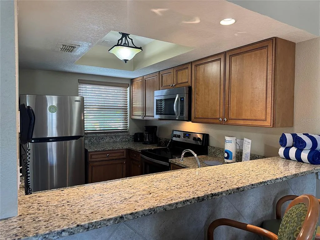 2 bed, 2.0 bath, 1052 sqft, $2,000 — Photo 4
