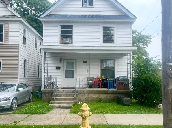 762 E 7th St, Erie, PA 16503